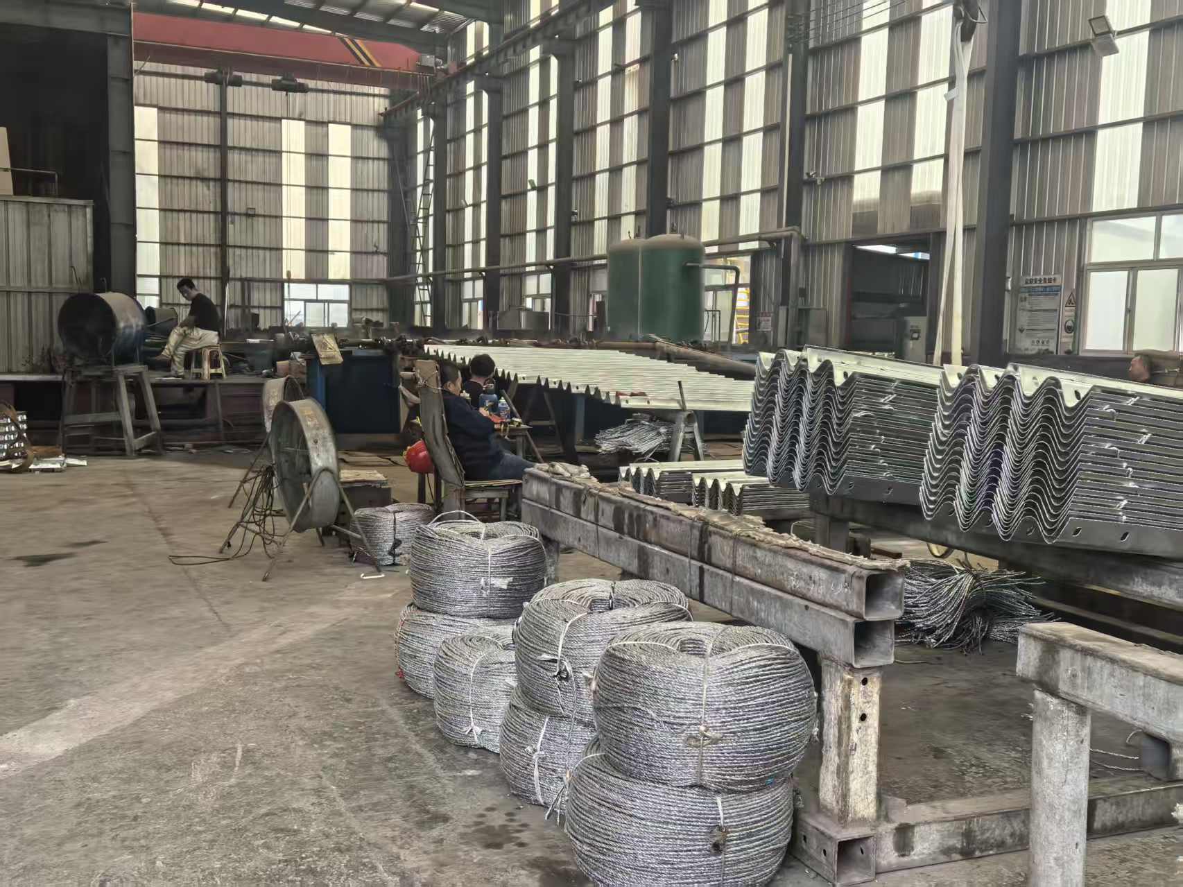 庆阳市环氧锌基波形护栏三波波形护栏 - 排名